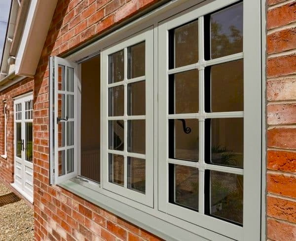 casement window metiarie la